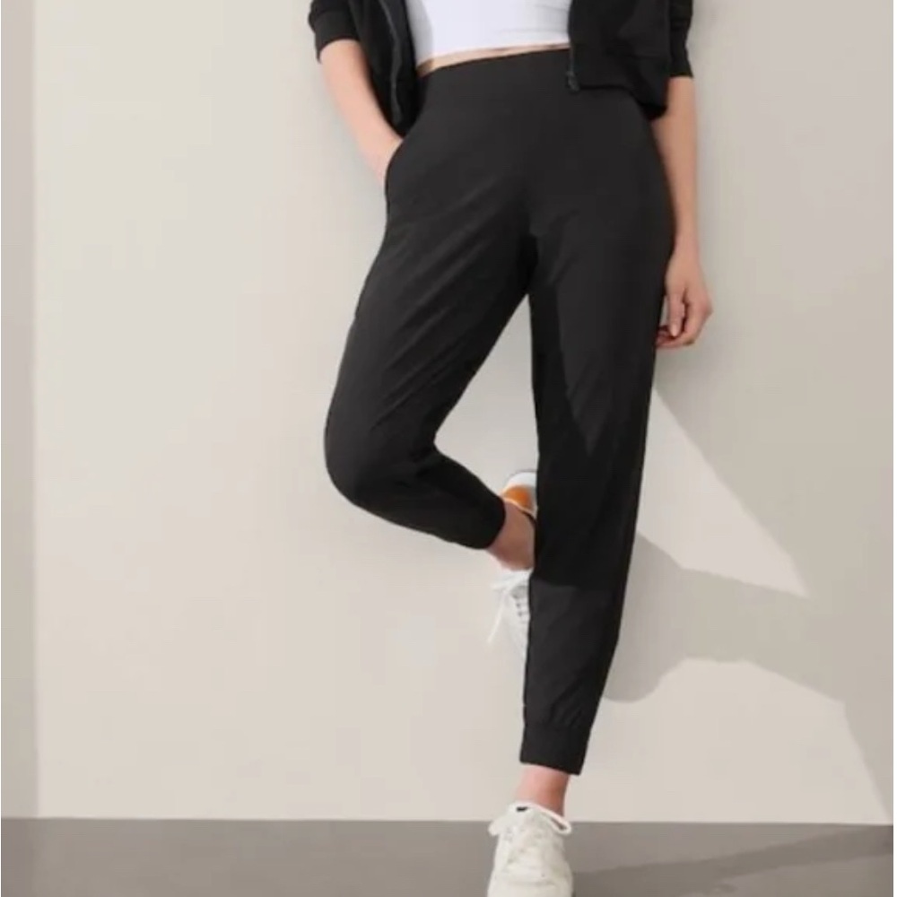 Athleta Black Textured Joggers
